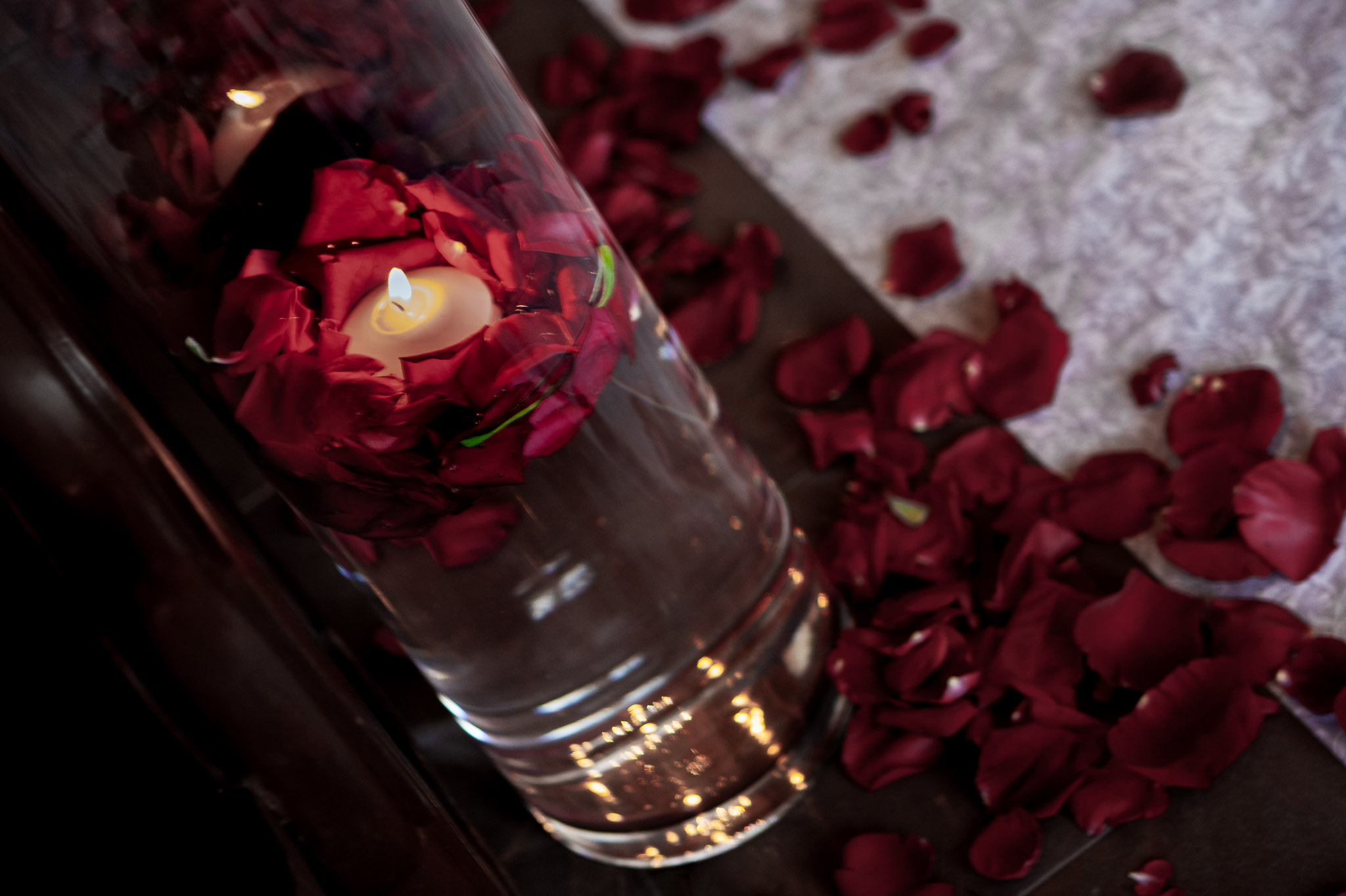 Floating candle centerpiece at a luxury Lake Las Vegas wedding ceremony