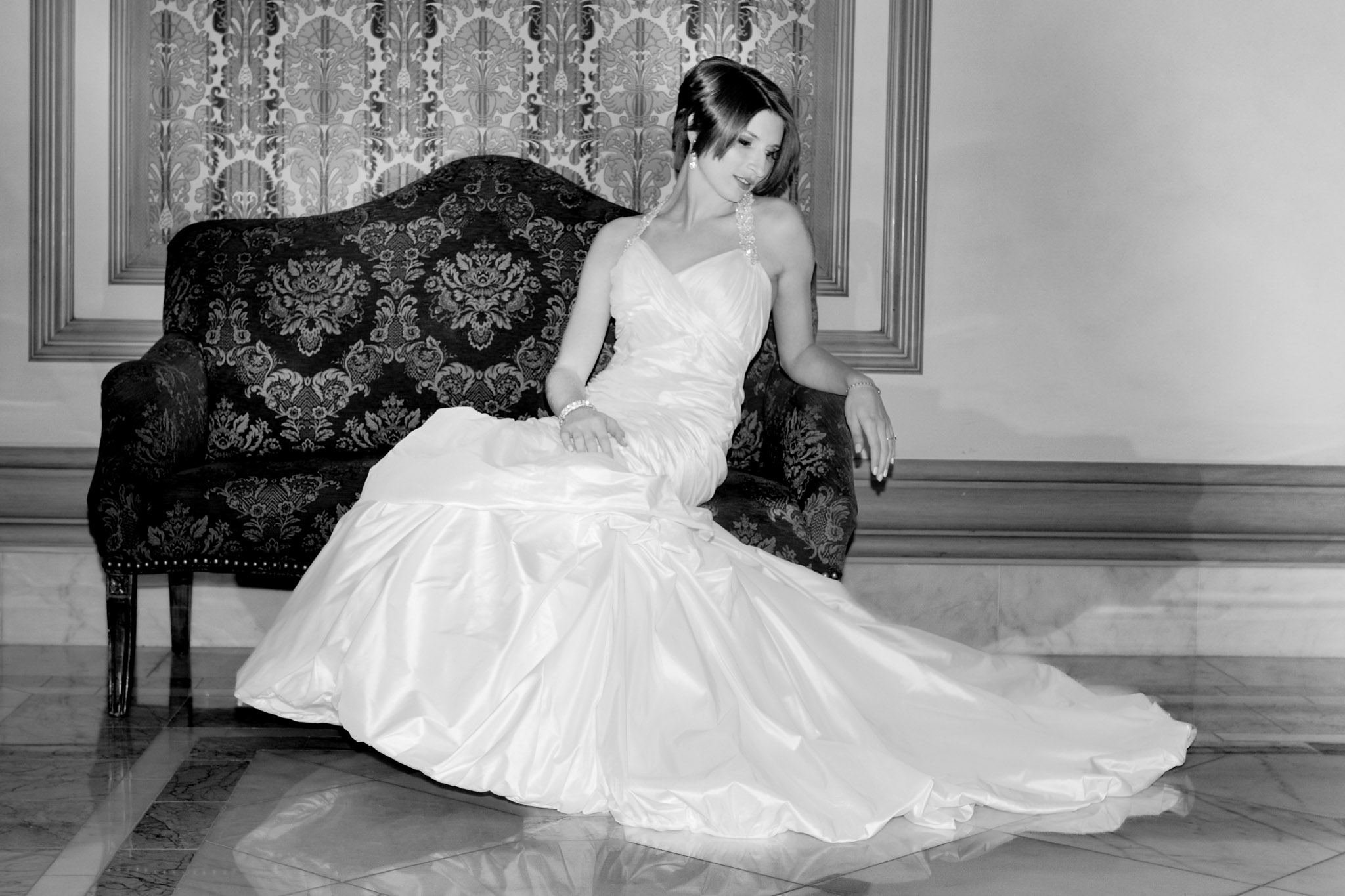 Las Vegas wedding photographer capturing intimate editorial couple portrait at Bellagio hotel